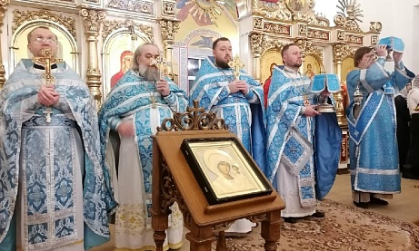 Празднование Введение во храм Пресвятой Богородицы