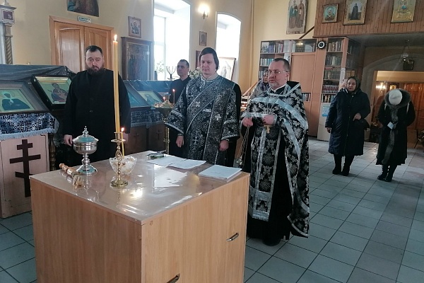 Служба в четверг первой седмицы Великого поста