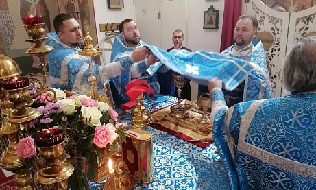 Празднование Введение во храм Пресвятой Богородицы