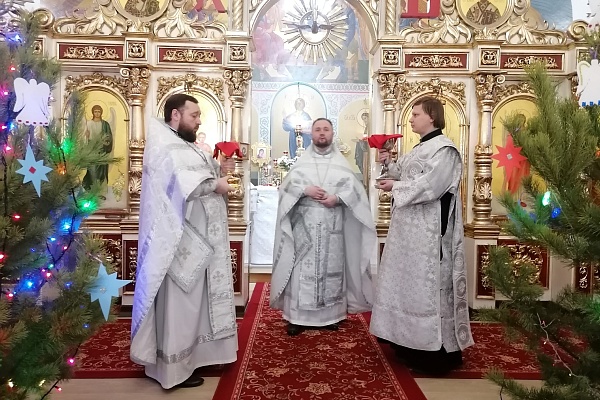 Богослужения в Неделю 30-ю по Пятидесятнице,  святых отец