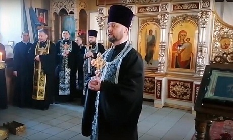 В Прощеное воскресенье протоиерей Александр Филиппов совершил вечерню с чином прощения