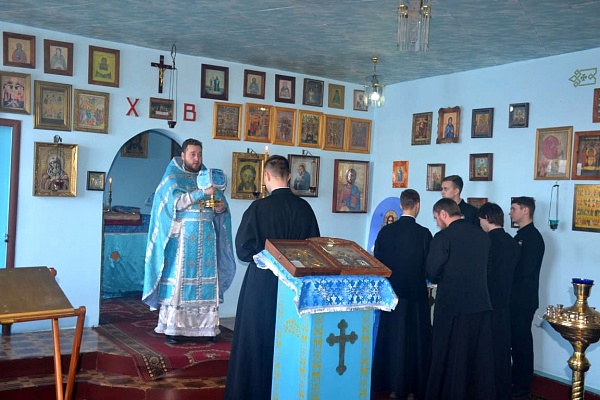 Протоиерей Антоний Шварёв совершил литургию в исправительной колонии №7