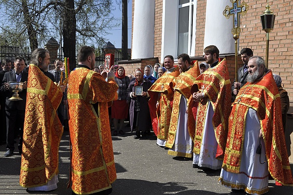 Неделя 3-я по Пасхе, святых жен-мироносиц