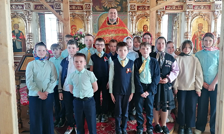 Иерей Владимир Журавлев встретился с учениками средней школы №60