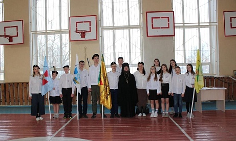 Воспитанники воскресной школы участвовали зимнем лагере «Накануне Рождества»