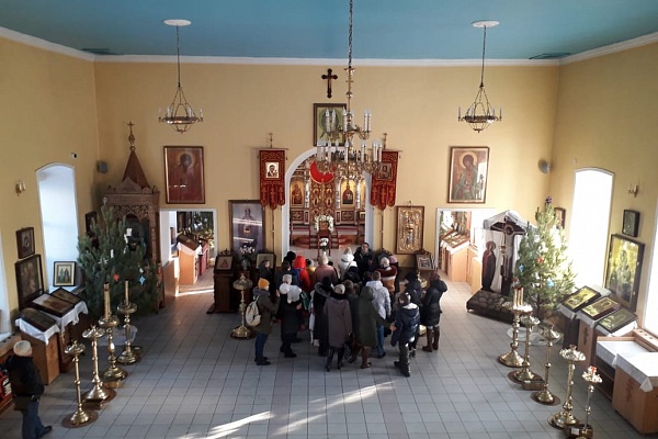 Встреча детей со священником 